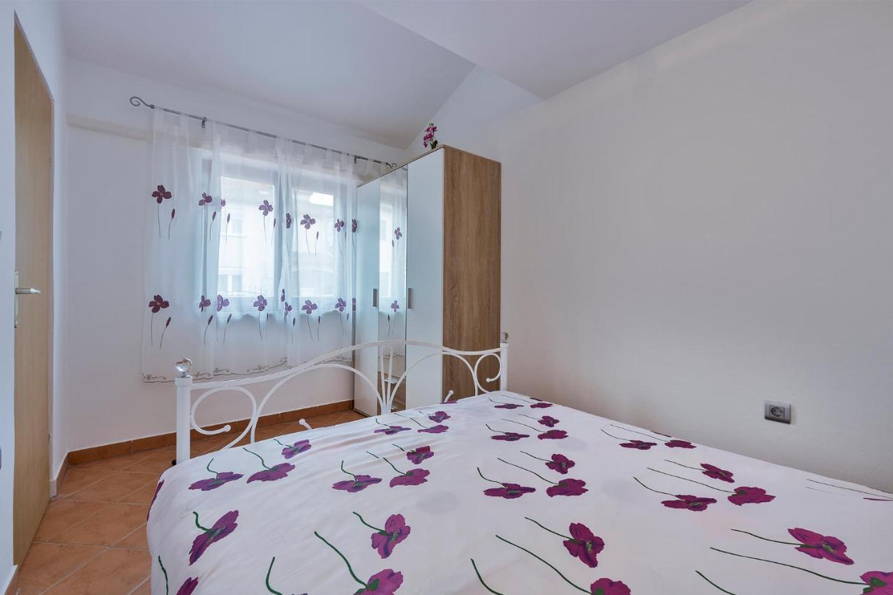 PUY Apartments Tina & Denis מראה חיצוני תמונה