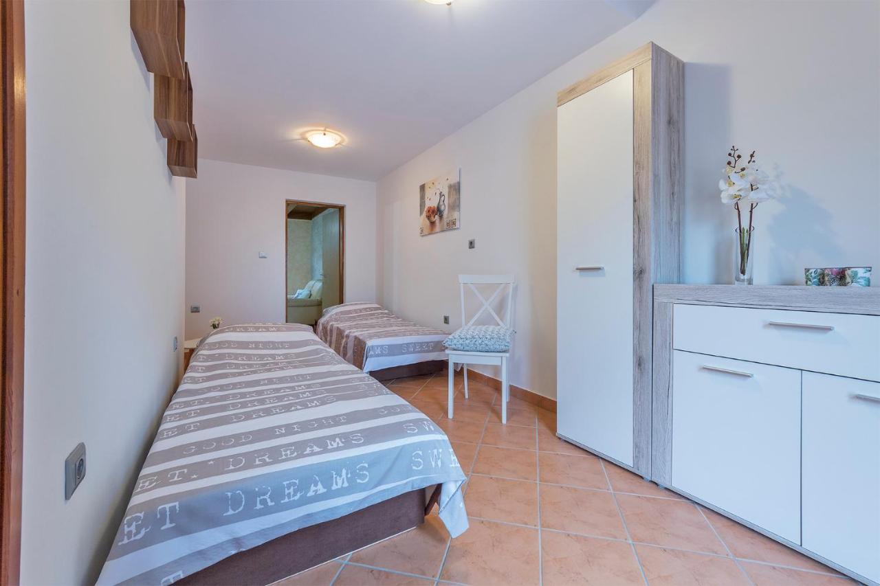PUY Apartments Tina & Denis מראה חיצוני תמונה