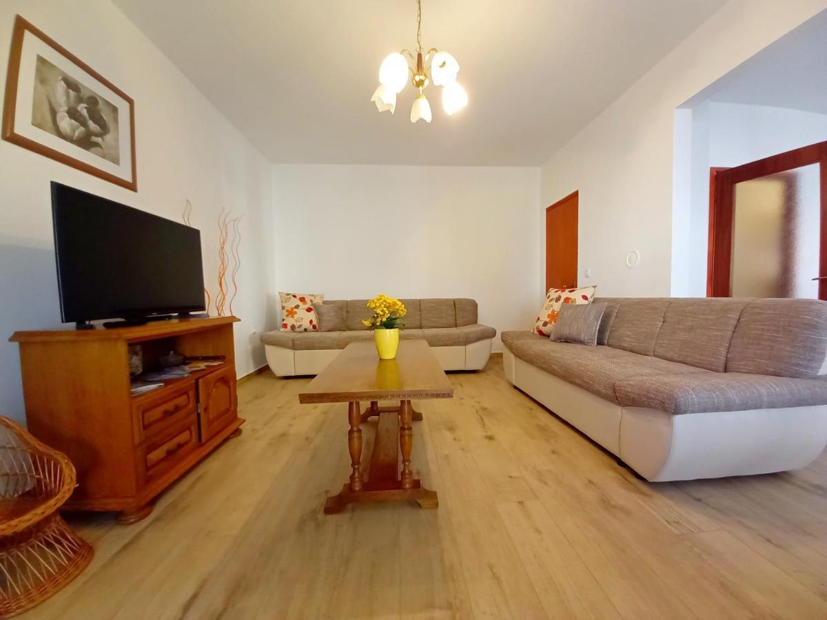 PUY Apartments Tina & Denis מראה חיצוני תמונה