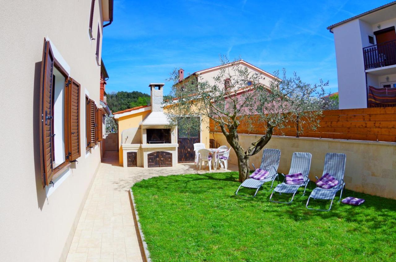 PUY Apartments Tina & Denis מראה חיצוני תמונה