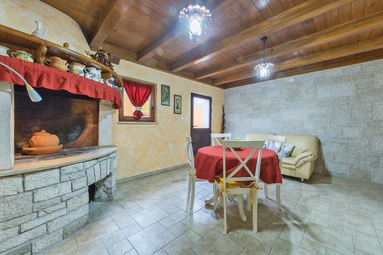 PUY Apartments Tina & Denis מראה חיצוני תמונה